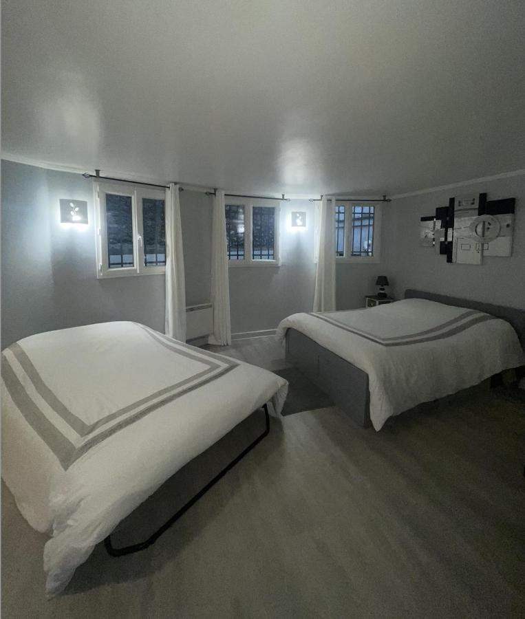 Beau Studio Meuble 2Min Du Moulin Rouge Paris Exterior photo